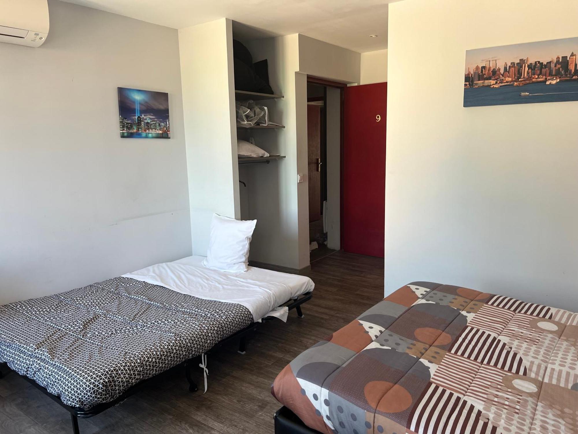 Hotel Des 2 Gares Auxerre Kültér fotó