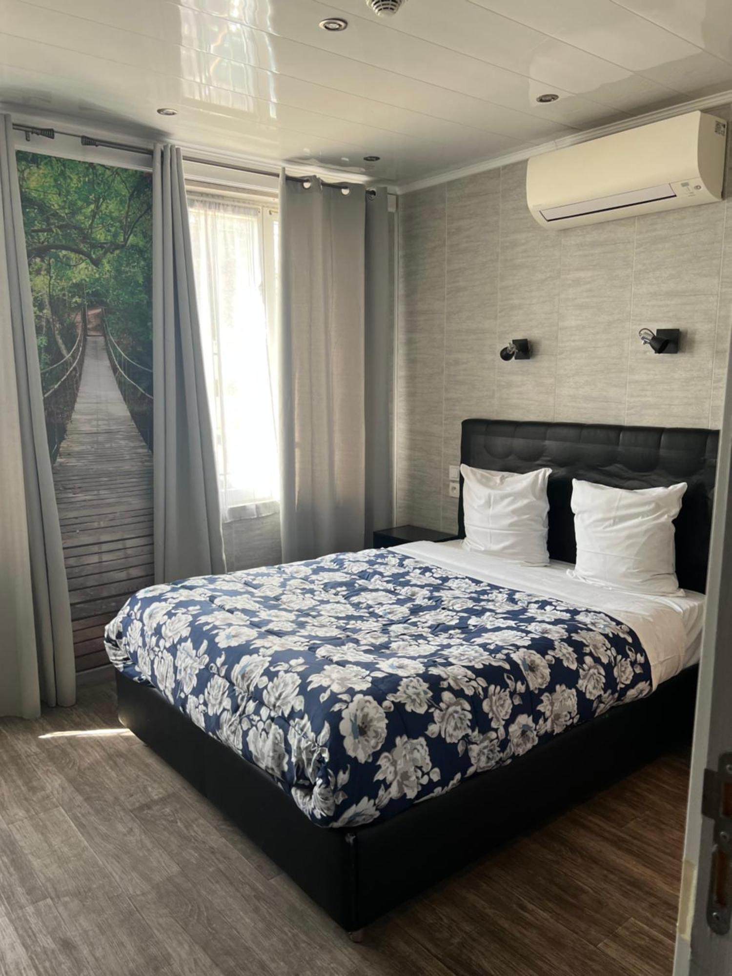 Hotel Des 2 Gares Auxerre Kültér fotó