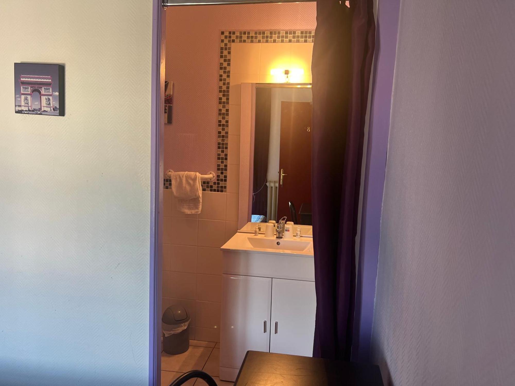 Hotel Des 2 Gares Auxerre Kültér fotó