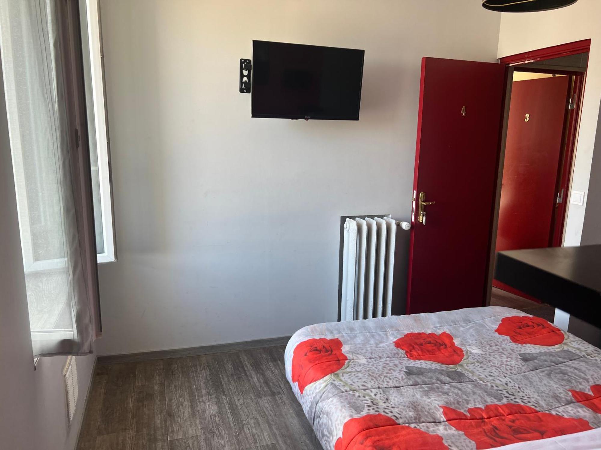 Hotel Des 2 Gares Auxerre Kültér fotó