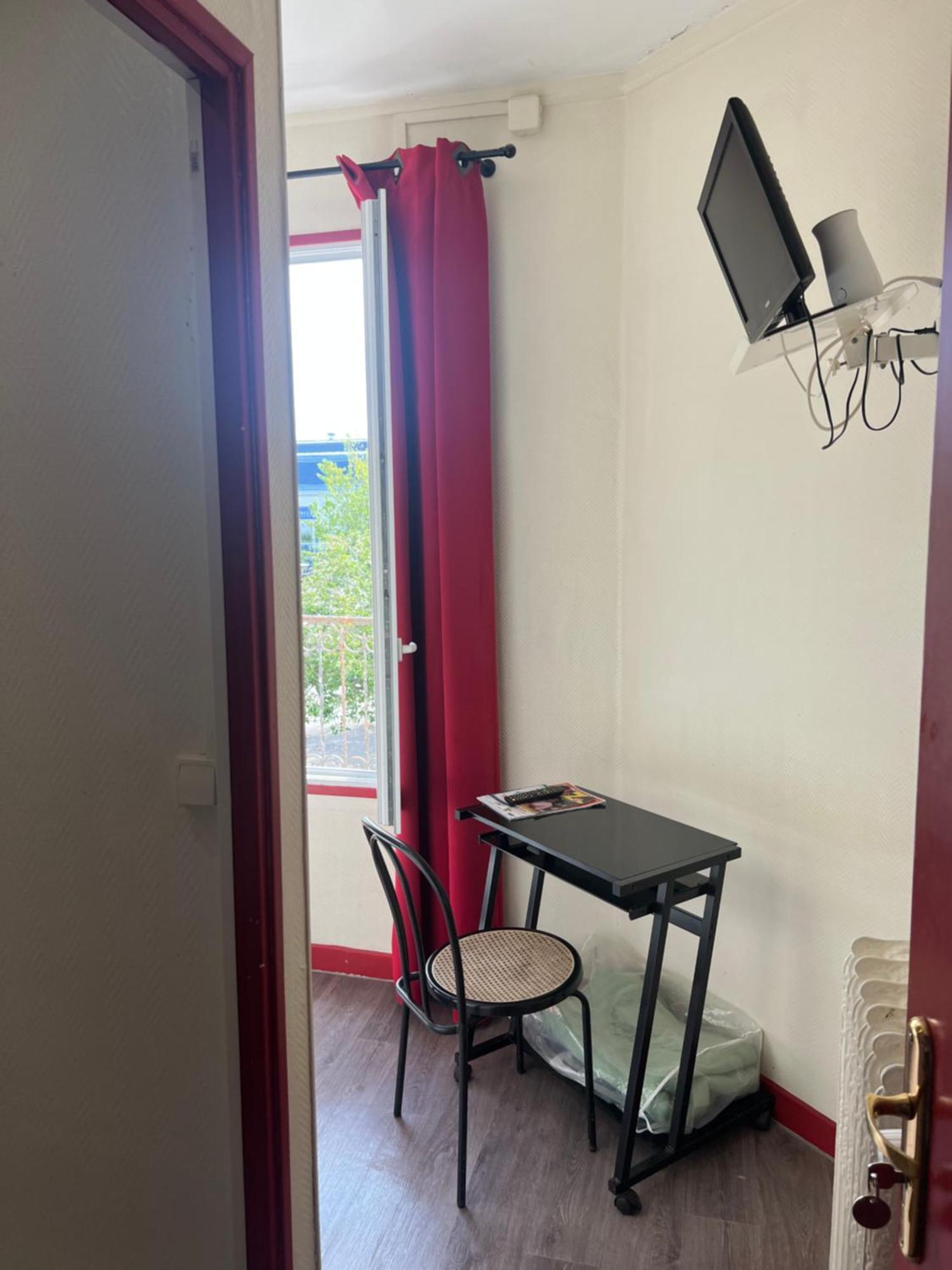 Hotel Des 2 Gares Auxerre Kültér fotó