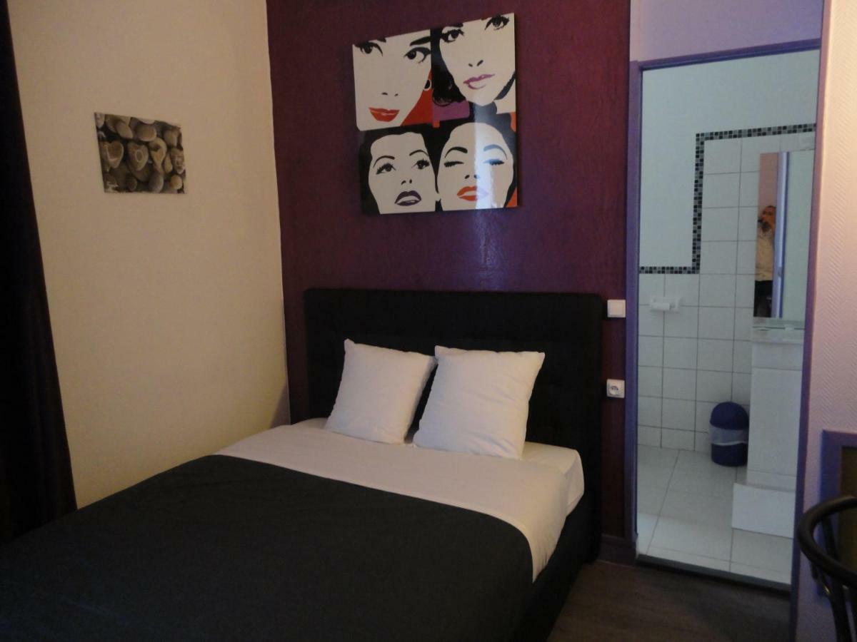 Hotel Des 2 Gares Auxerre Kültér fotó