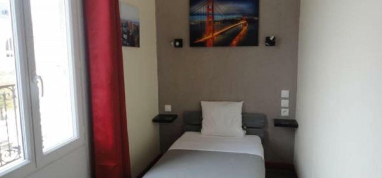 Hotel Des 2 Gares Auxerre Kültér fotó