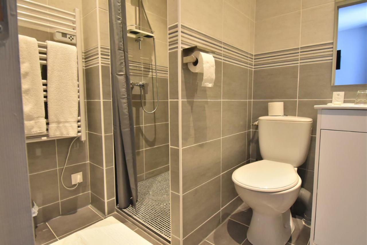 Hotel Des 2 Gares Auxerre Kültér fotó