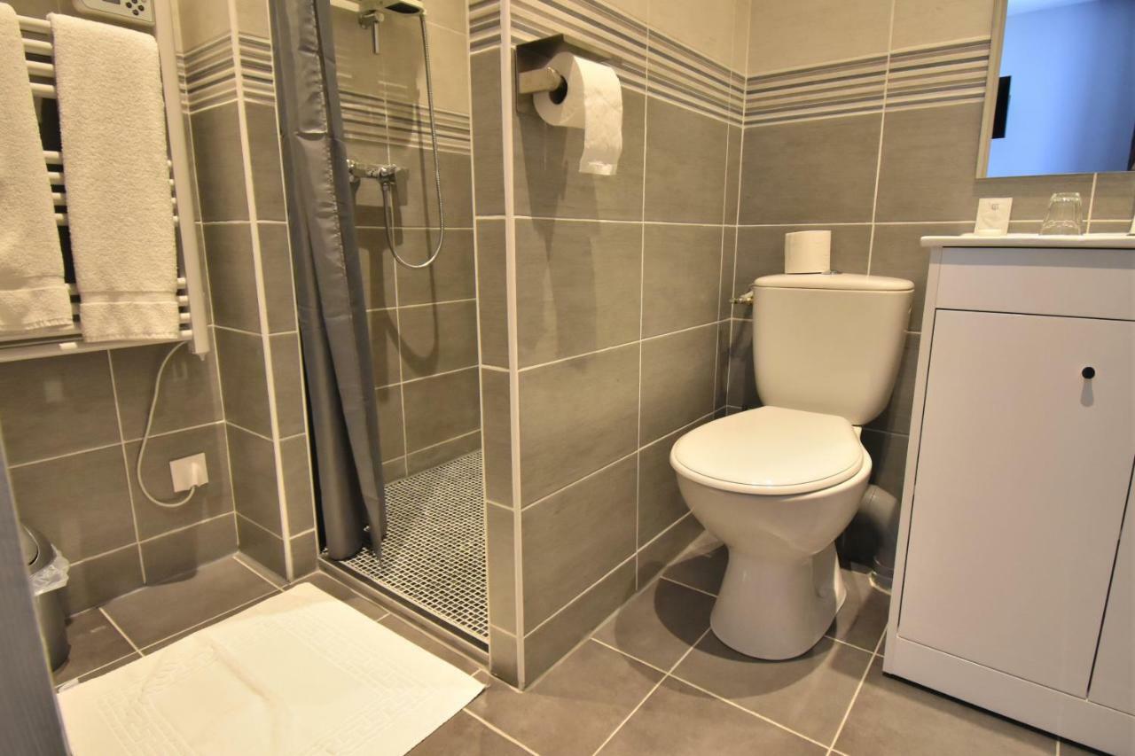 Hotel Des 2 Gares Auxerre Kültér fotó